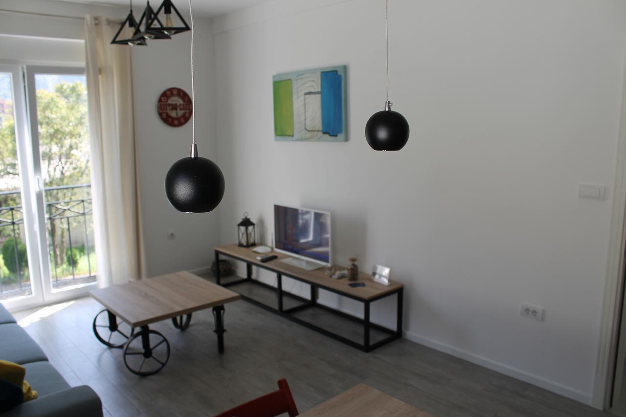 Apartments Grgurevic โกตอร์ ภายนอก รูปภาพ