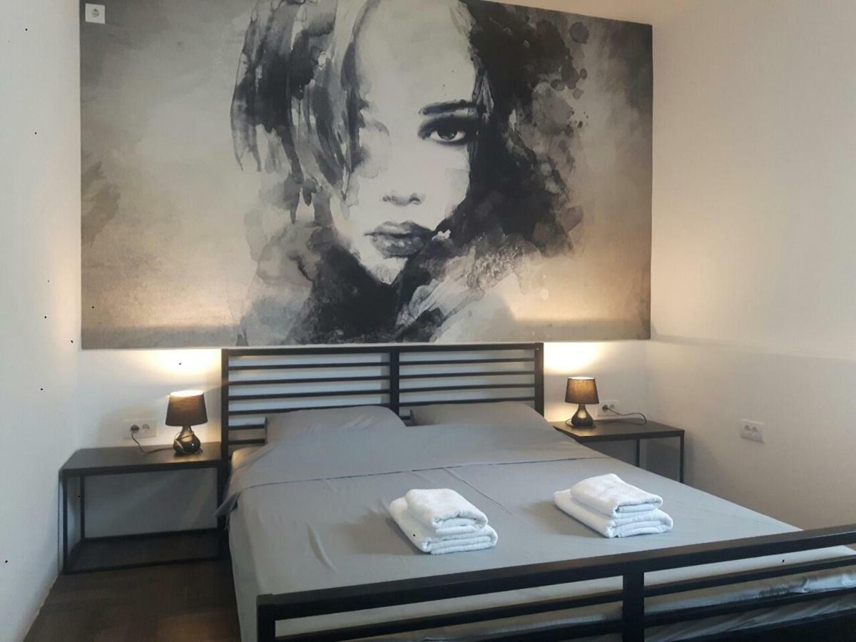 Apartments Grgurevic โกตอร์ ภายนอก รูปภาพ